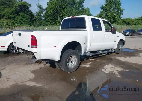 2003 Ford E-350 из США, поврежденный, VIN 1FTWW32P43EC38736